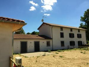 Réhabilitation d'une ferme à Eyzin Pinet